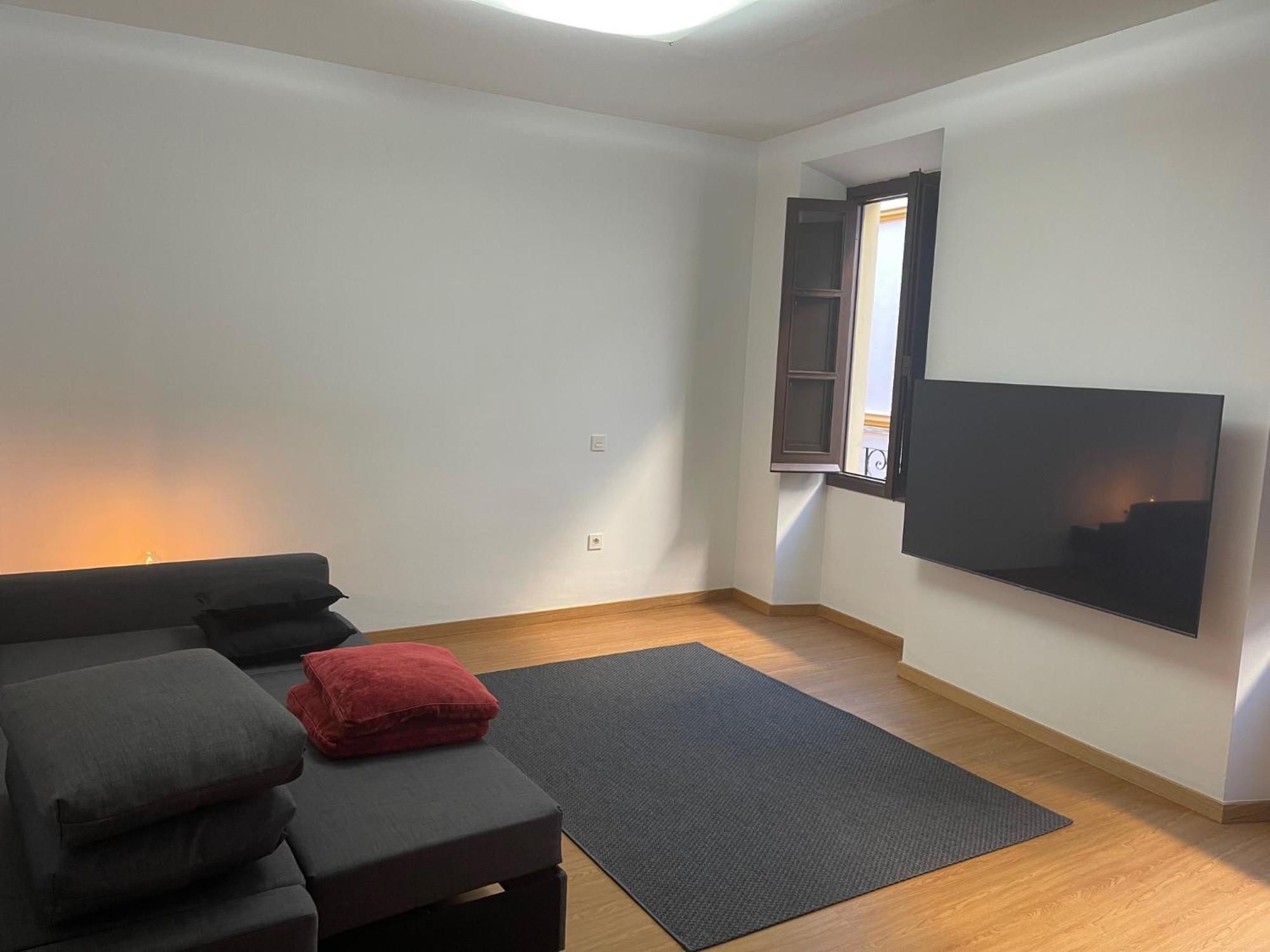 Apartamento Calle Rodrigo De Triana Con Opcion De Parking Seville Exterior photo