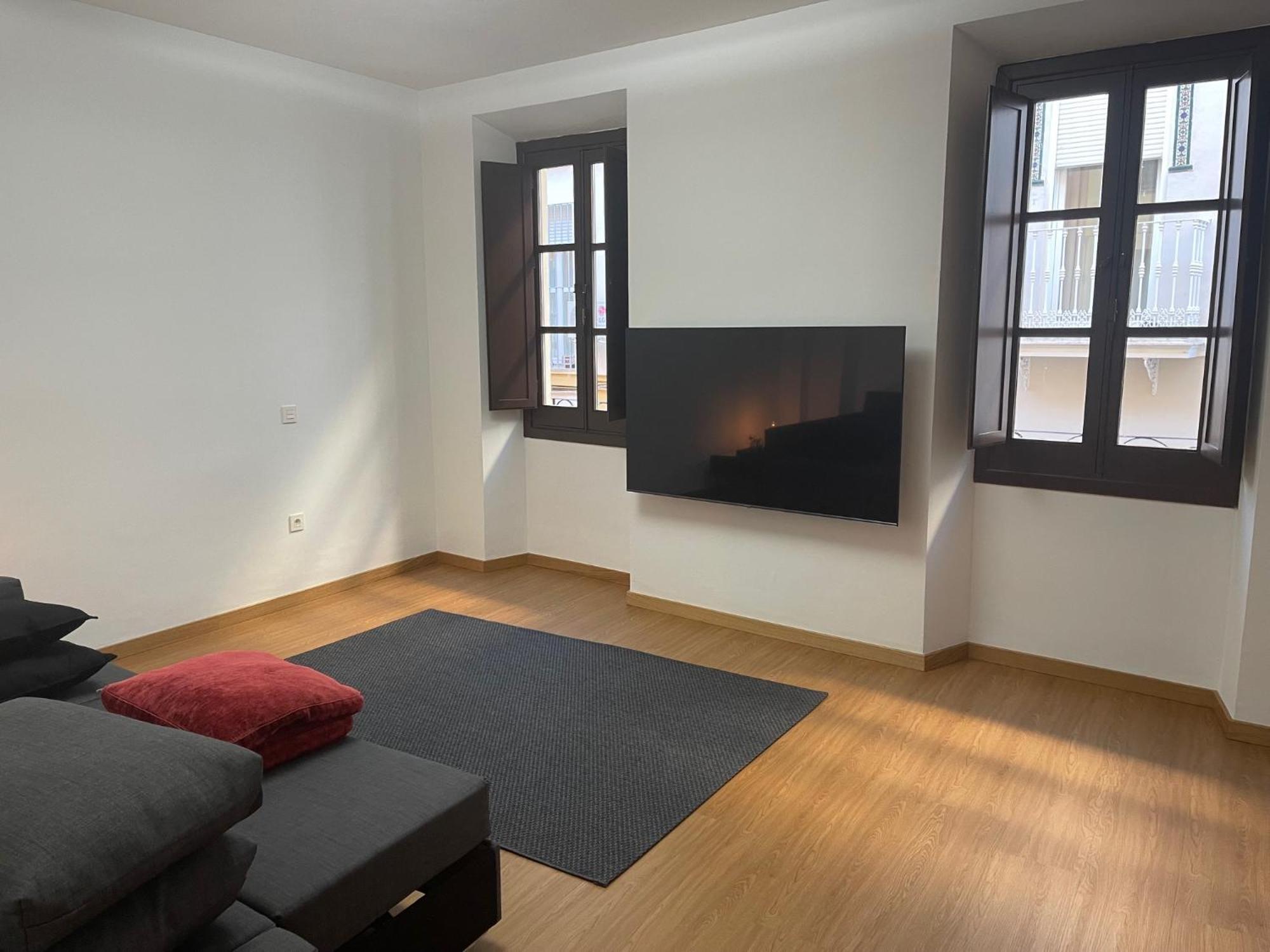 Apartamento Calle Rodrigo De Triana Con Opcion De Parking Seville Exterior photo